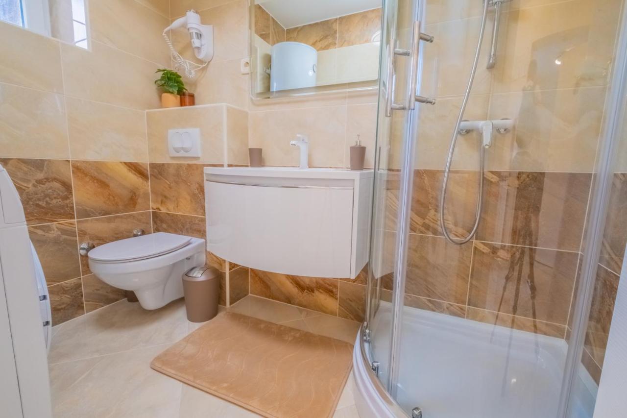 Apartments Laganini Нови-Винодолски Экстерьер фото