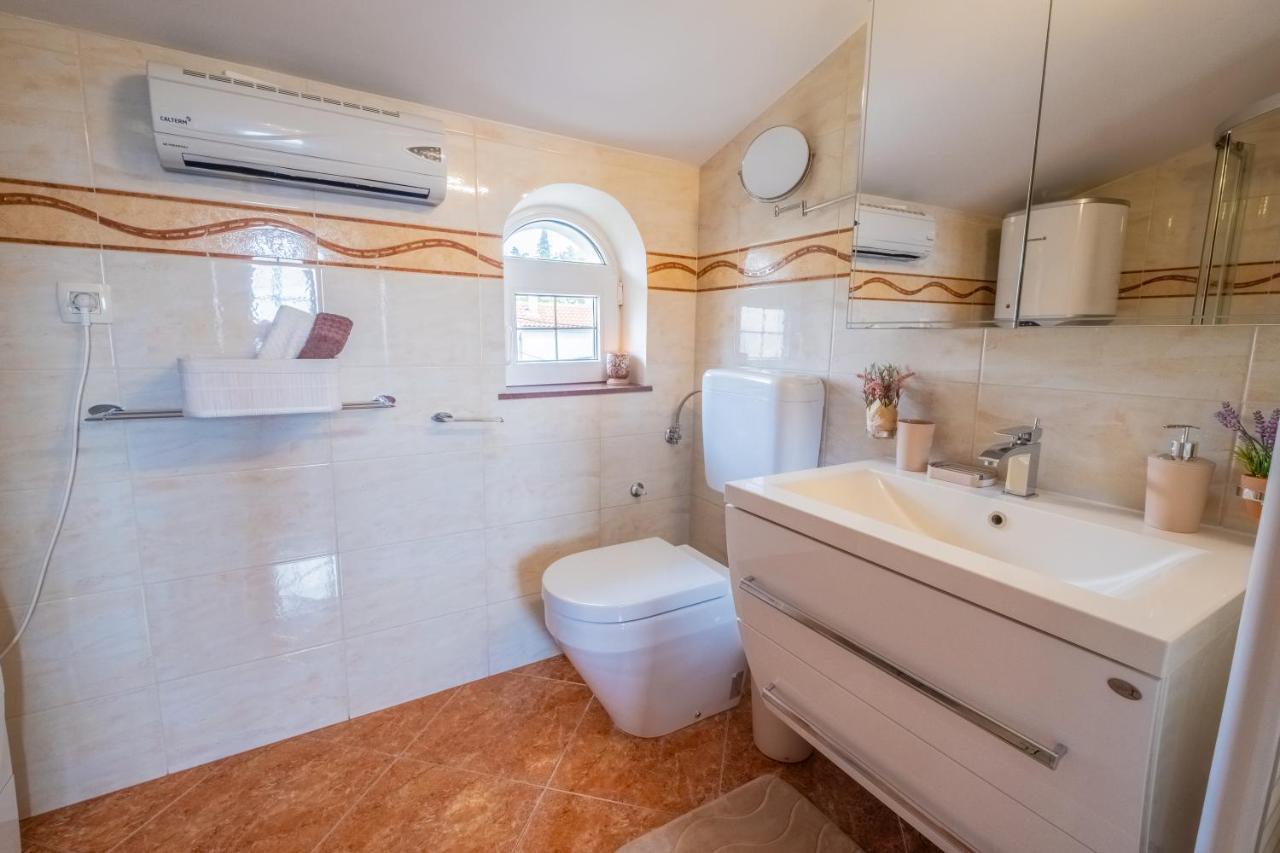 Apartments Laganini Нови-Винодолски Экстерьер фото